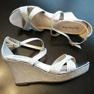 Sparkling Gold Wedge Sandals